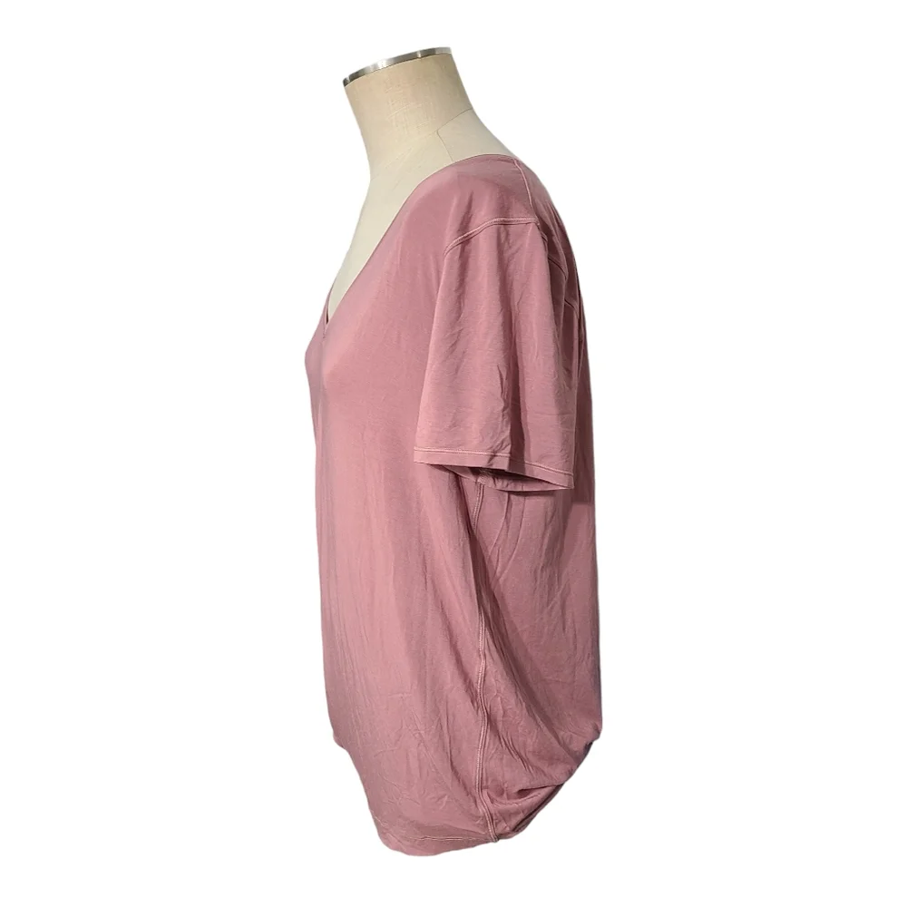 Lululemon To The Point Tee Quicksand Pink - Picture 4 of 9